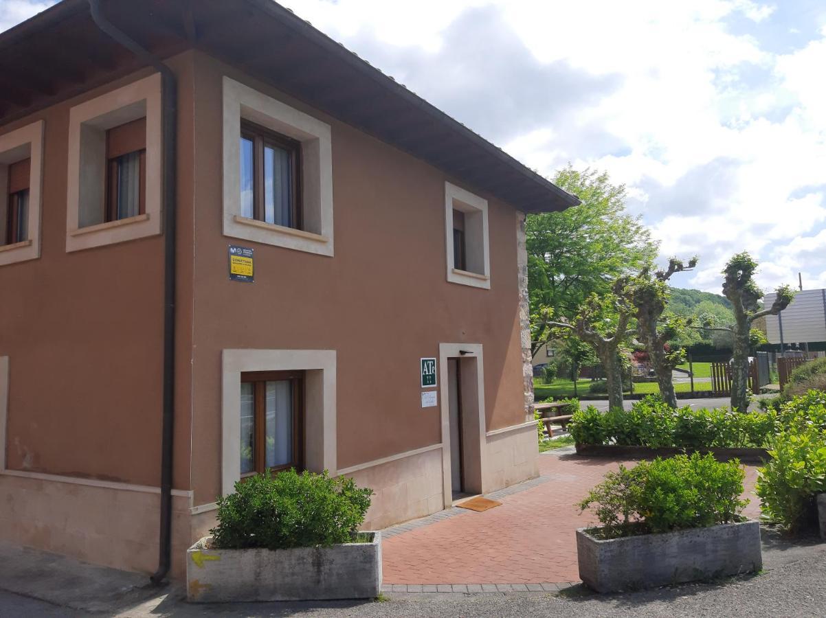 Апартаменти El Puentin Del Sella Con Wifi Y Parking Gratuito Кангас-де-Оніс Екстер'єр фото